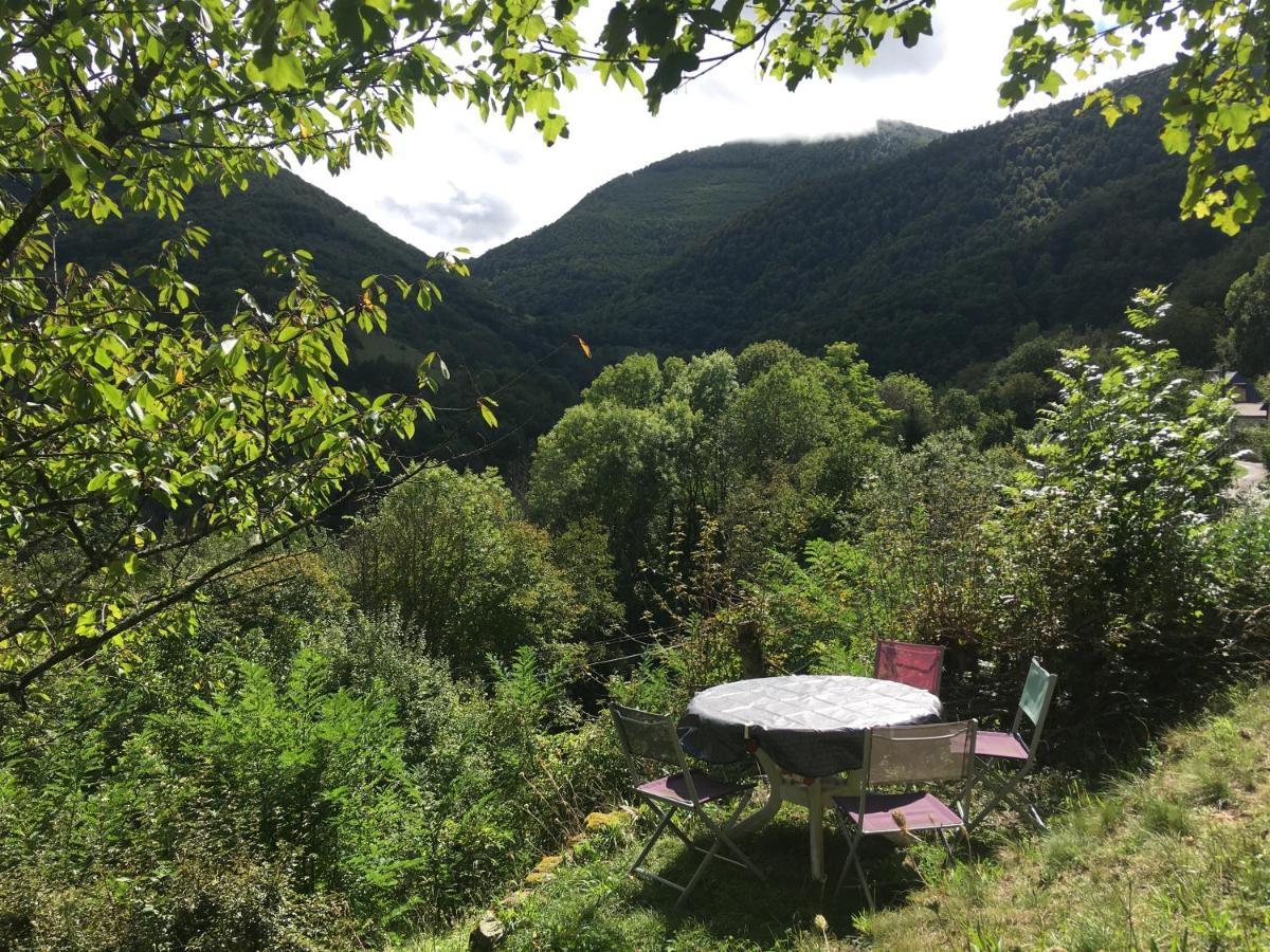 Отель Les Songes Du Chene Augirein Экстерьер фото